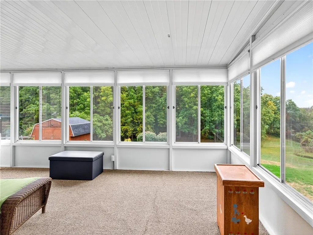 151 Pond Road, Mendon, New York 14472, Mendon, New York 14472, 3 Bedrooms Bedrooms, 9 Rooms Rooms,3 BathroomsBathrooms,Residential,Closed,151 Pond Road, Mendon, New York 14472,0,R1639785