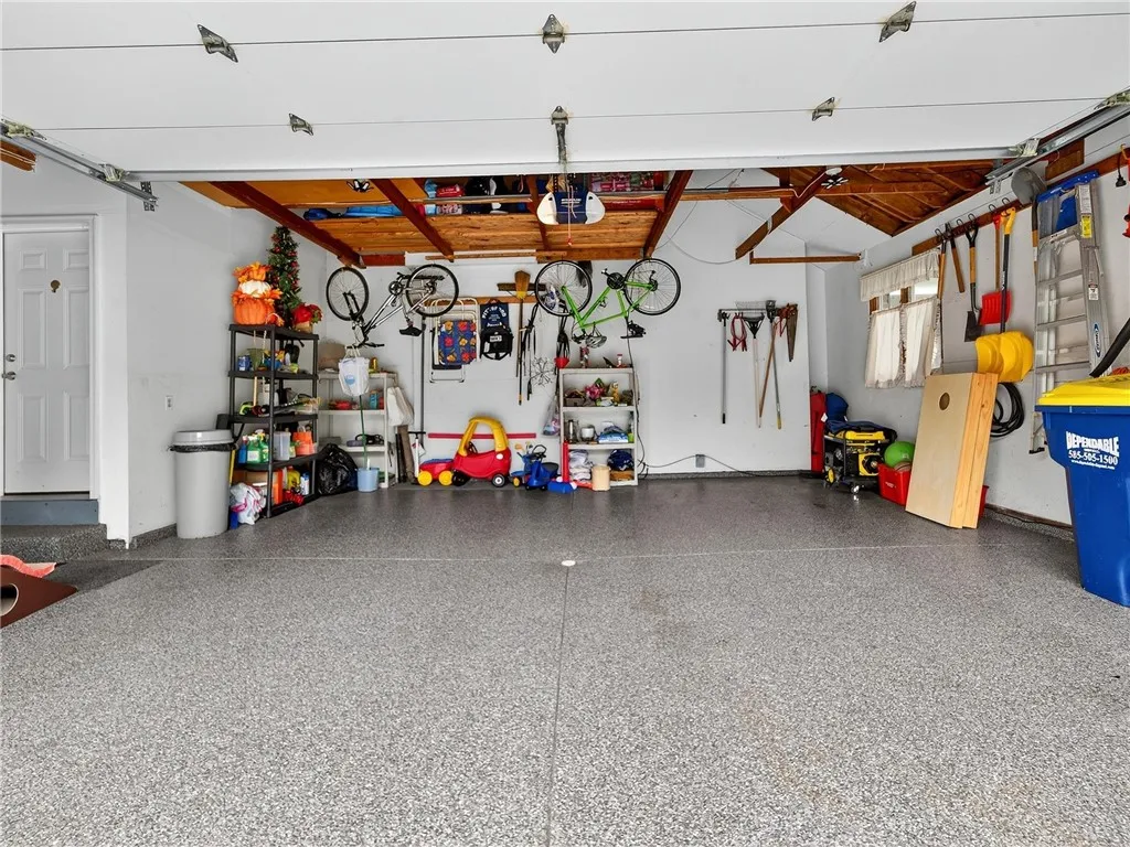 151 Pond Road, Mendon, New York 14472, Mendon, New York 14472, 3 Bedrooms Bedrooms, 9 Rooms Rooms,3 BathroomsBathrooms,Residential,Closed,151 Pond Road, Mendon, New York 14472,0,R1639785