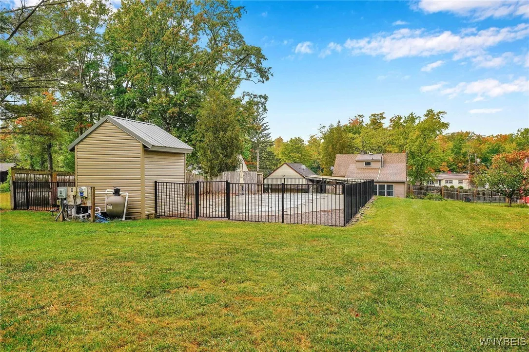 975 Exchange Street, Alden, New York 14004, Alden, New York 14004, 3 Bedrooms Bedrooms, 6 Rooms Rooms,2 BathroomsBathrooms,Residential,For Sale,975 Exchange Street, Alden, New York 14004,0,B1640238