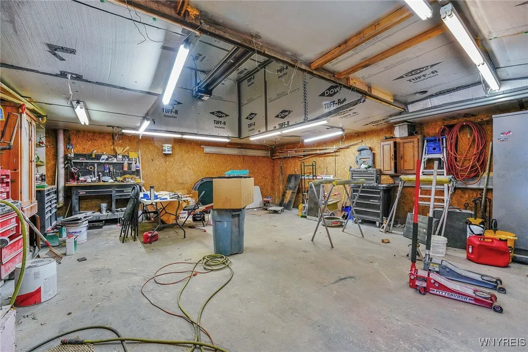 975 Exchange Street, Alden, New York 14004, Alden, New York 14004, 3 Bedrooms Bedrooms, 6 Rooms Rooms,2 BathroomsBathrooms,Residential,For Sale,975 Exchange Street, Alden, New York 14004,0,B1640238