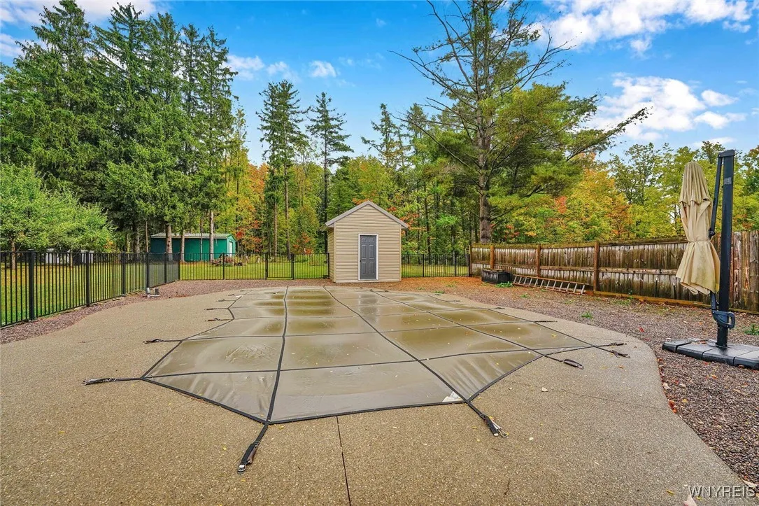 975 Exchange Street, Alden, New York 14004, Alden, New York 14004, 3 Bedrooms Bedrooms, 6 Rooms Rooms,2 BathroomsBathrooms,Residential,For Sale,975 Exchange Street, Alden, New York 14004,0,B1640238