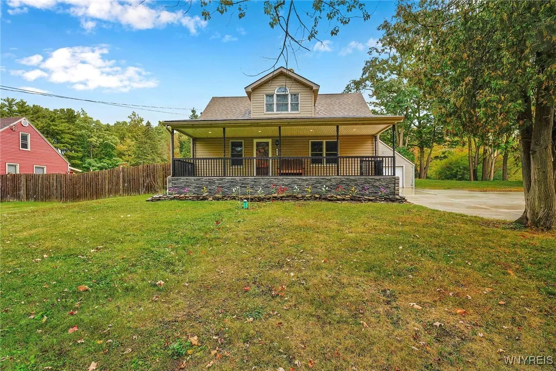 975 Exchange Street, Alden, New York 14004, Alden, New York 14004, 3 Bedrooms Bedrooms, 6 Rooms Rooms,2 BathroomsBathrooms,Residential,Closed,975 Exchange Street, Alden, New York 14004,0,B1640238