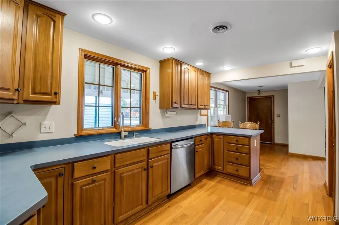 14 Sylvan Parkway, Newstead, New York 14001, Newstead, New York 14001, 2 Bedrooms Bedrooms, 6 Rooms Rooms,1 BathroomBathrooms,Residential,Closed,14 Sylvan Parkway, Newstead, New York 14001,0,B1639777