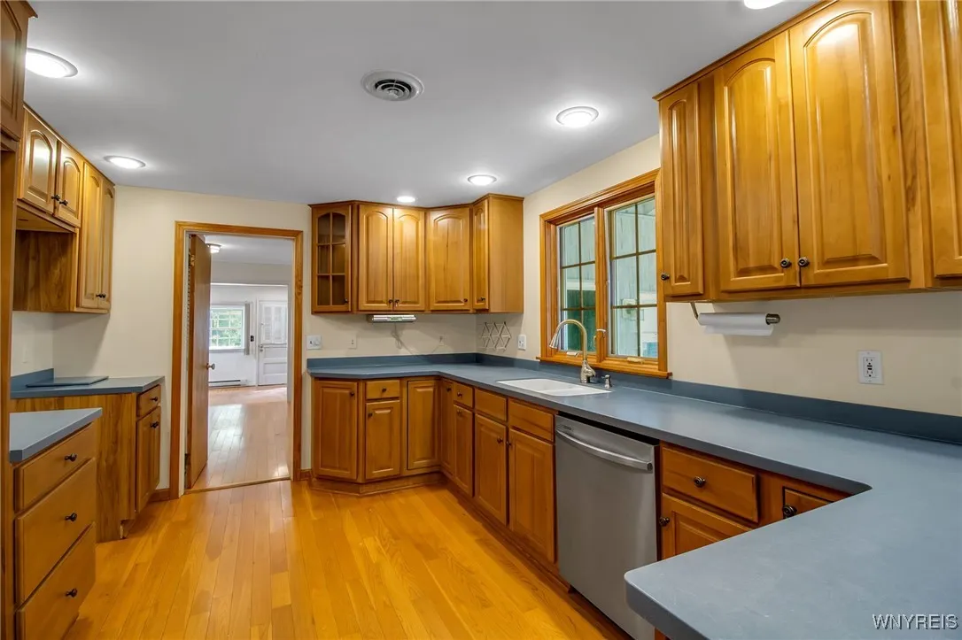 14 Sylvan Parkway, Newstead, New York 14001, Newstead, New York 14001, 2 Bedrooms Bedrooms, 6 Rooms Rooms,1 BathroomBathrooms,Residential,Closed,14 Sylvan Parkway, Newstead, New York 14001,0,B1639777