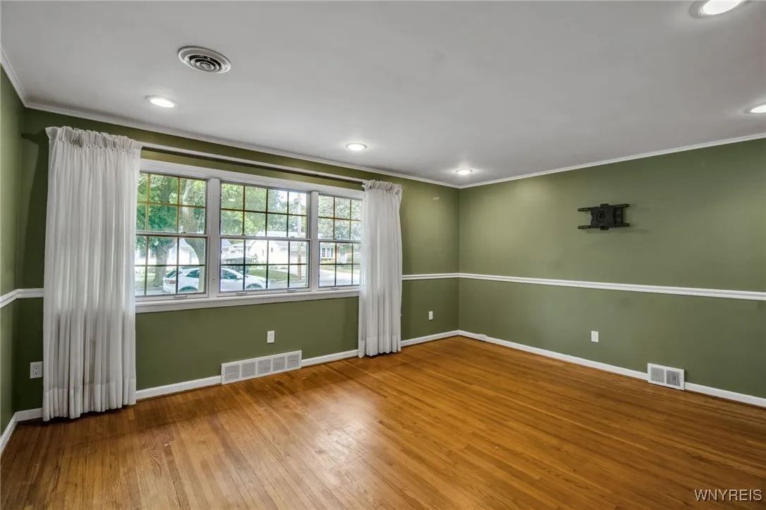 14 Sylvan Parkway, Newstead, New York 14001, Newstead, New York 14001, 2 Bedrooms Bedrooms, 6 Rooms Rooms,1 BathroomBathrooms,Residential,Closed,14 Sylvan Parkway, Newstead, New York 14001,0,B1639777