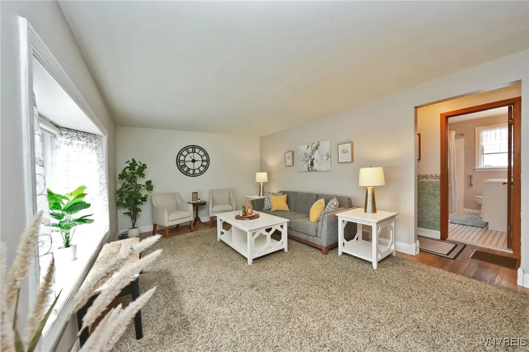 5757 Diana Lane, Hamburg, New York 14085, Hamburg, New York 14085, 3 Bedrooms Bedrooms, 8 Rooms Rooms,1 BathroomBathrooms,Residential,Closed,5757 Diana Lane, Hamburg, New York 14085,0,B1640593