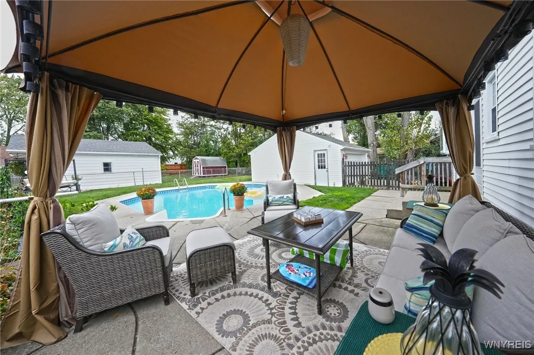 5757 Diana Lane, Hamburg, New York 14085, Hamburg, New York 14085, 3 Bedrooms Bedrooms, 8 Rooms Rooms,1 BathroomBathrooms,Residential,Closed,5757 Diana Lane, Hamburg, New York 14085,0,B1640593