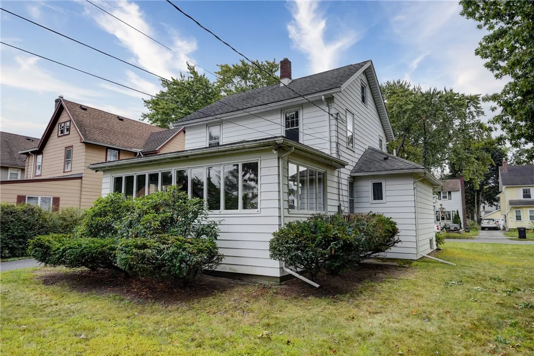 184 Armstrong Avenue, Irondequoit, New York 14617, Irondequoit, New York 14617, 4 Bedrooms Bedrooms, 7 Rooms Rooms,2 BathroomsBathrooms,Residential,Closed,184 Armstrong Avenue, Irondequoit, New York 14617,0,R1640061