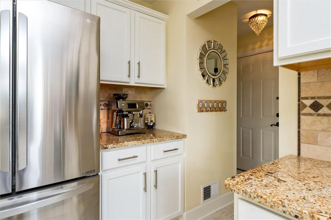 585 Chambers Street, Ogden, New York 14559, Ogden, New York 14559, 4 Bedrooms Bedrooms, 10 Rooms Rooms,2 BathroomsBathrooms,Residential,Closed,585 Chambers Street, Ogden, New York 14559,0,R1640585