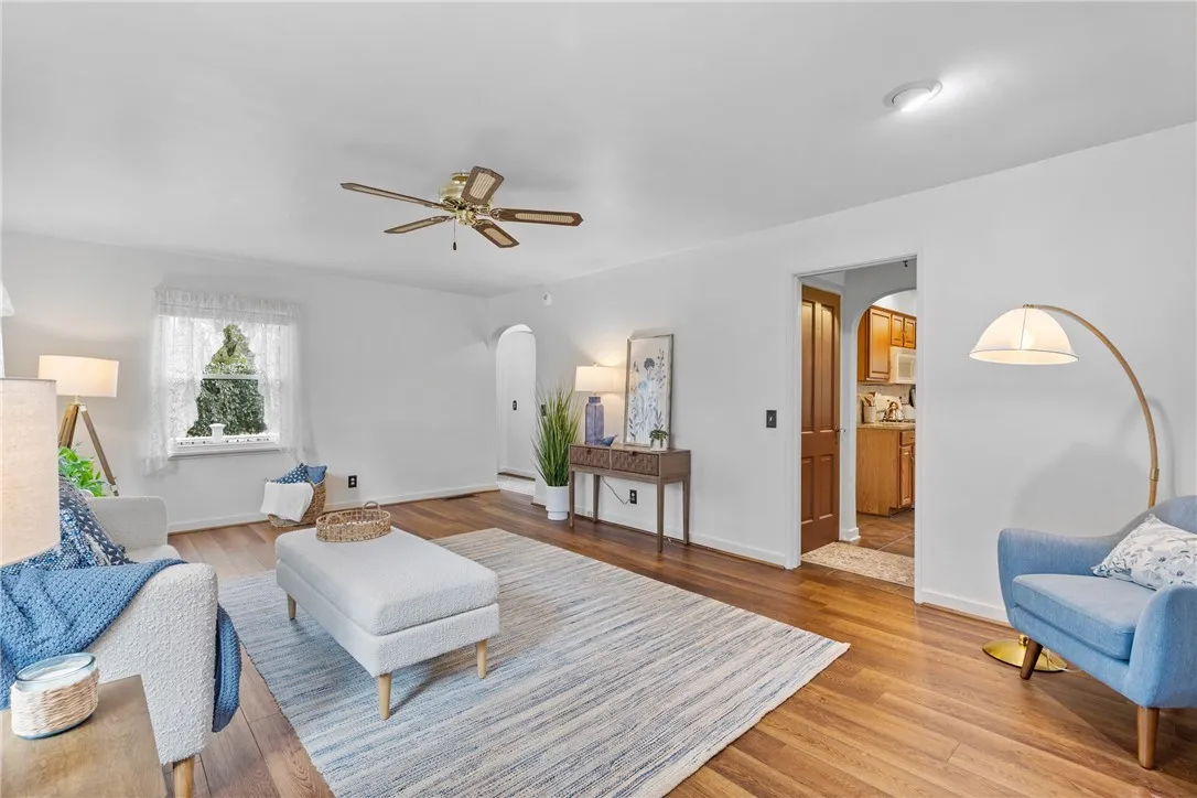 163 Winfield Road, Irondequoit, New York 14622, Irondequoit, New York 14622, 3 Bedrooms Bedrooms, 7 Rooms Rooms,1 BathroomBathrooms,Residential,Closed,163 Winfield Road, Irondequoit, New York 14622,0,R1638640