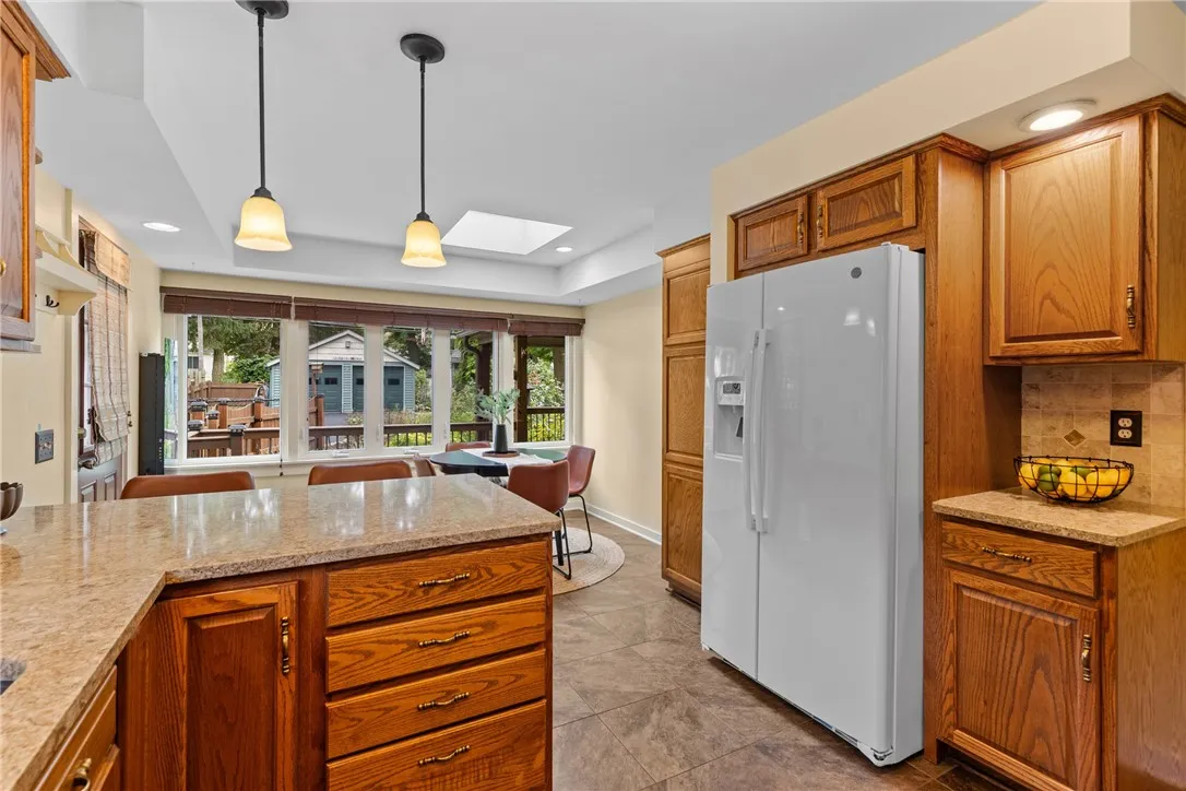 163 Winfield Road, Irondequoit, New York 14622, Irondequoit, New York 14622, 3 Bedrooms Bedrooms, 7 Rooms Rooms,1 BathroomBathrooms,Residential,Closed,163 Winfield Road, Irondequoit, New York 14622,0,R1638640