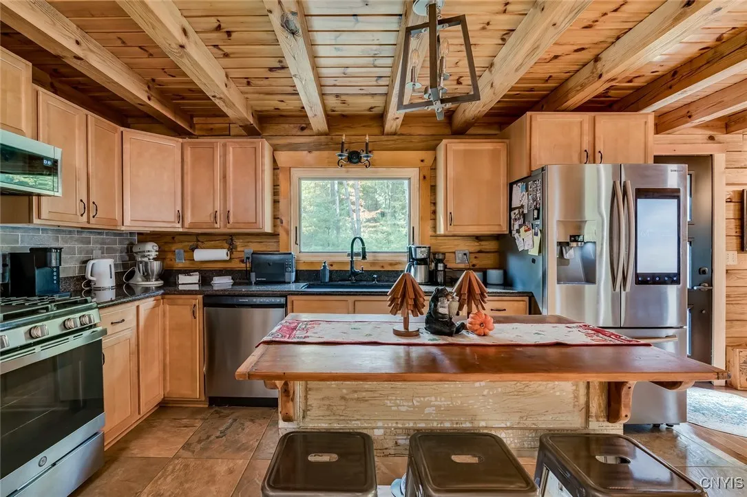 7683 Lomber Road, New Bremen, New York 13367, New Bremen, New York 13367, 3 Bedrooms Bedrooms, 11 Rooms Rooms,2 BathroomsBathrooms,Residential,Closed,7683 Lomber Road, New Bremen, New York 13367,0,S1639870