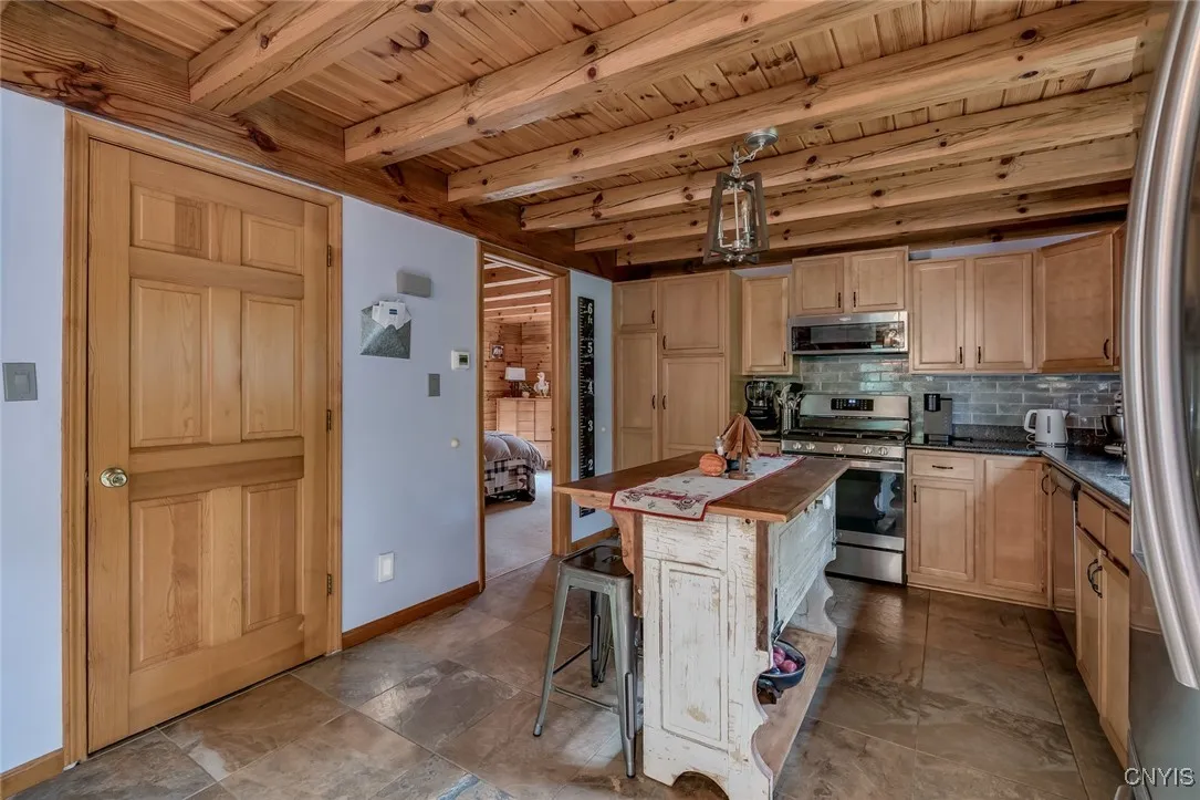 7683 Lomber Road, New Bremen, New York 13367, New Bremen, New York 13367, 3 Bedrooms Bedrooms, 11 Rooms Rooms,2 BathroomsBathrooms,Residential,Closed,7683 Lomber Road, New Bremen, New York 13367,0,S1639870