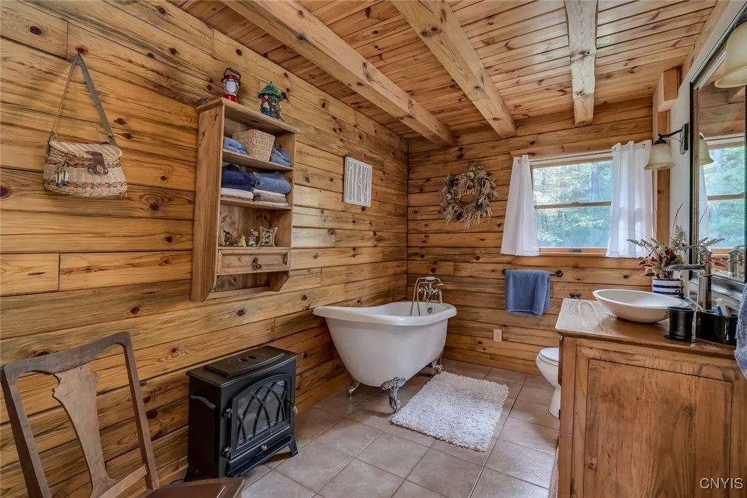 7683 Lomber Road, New Bremen, New York 13367, New Bremen, New York 13367, 3 Bedrooms Bedrooms, 11 Rooms Rooms,2 BathroomsBathrooms,Residential,Closed,7683 Lomber Road, New Bremen, New York 13367,0,S1639870