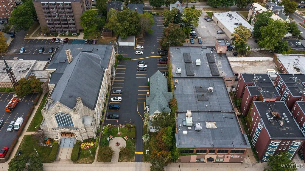 1092 Main Street, Buffalo, New York 14209, Buffalo, New York 14209, ,Commercial Lease,For Rent,1092 Main Street, Buffalo, New York 14209,0,B1639533