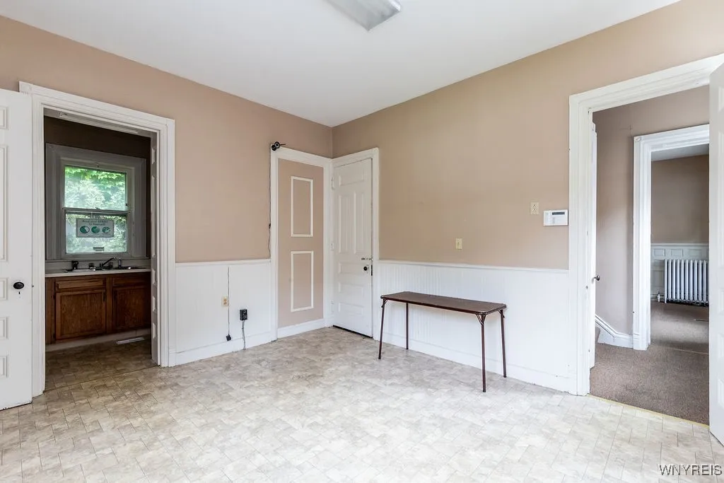 1092 Main Street, Buffalo, New York 14209, Buffalo, New York 14209, ,Commercial Lease,For Rent,1092 Main Street, Buffalo, New York 14209,0,B1639533