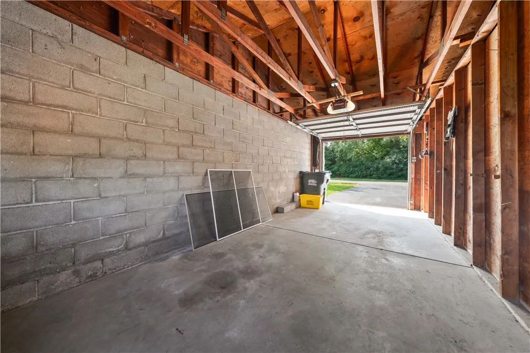 18 Fox Run, Gates, New York 14606, Gates, New York 14606, 2 Bedrooms Bedrooms, 5 Rooms Rooms,1 BathroomBathrooms,Residential,Closed,18 Fox Run, Gates, New York 14606,0,R1640374