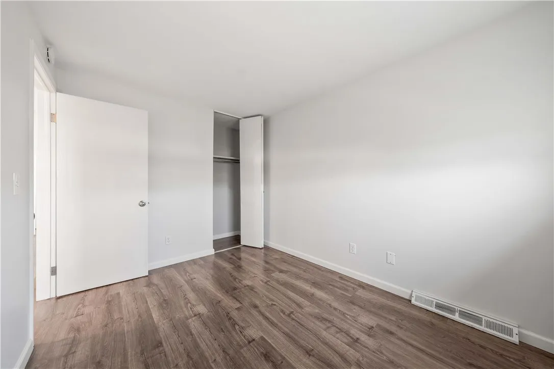 18 Fox Run, Gates, New York 14606, Gates, New York 14606, 2 Bedrooms Bedrooms, 5 Rooms Rooms,1 BathroomBathrooms,Residential,Closed,18 Fox Run, Gates, New York 14606,0,R1640374