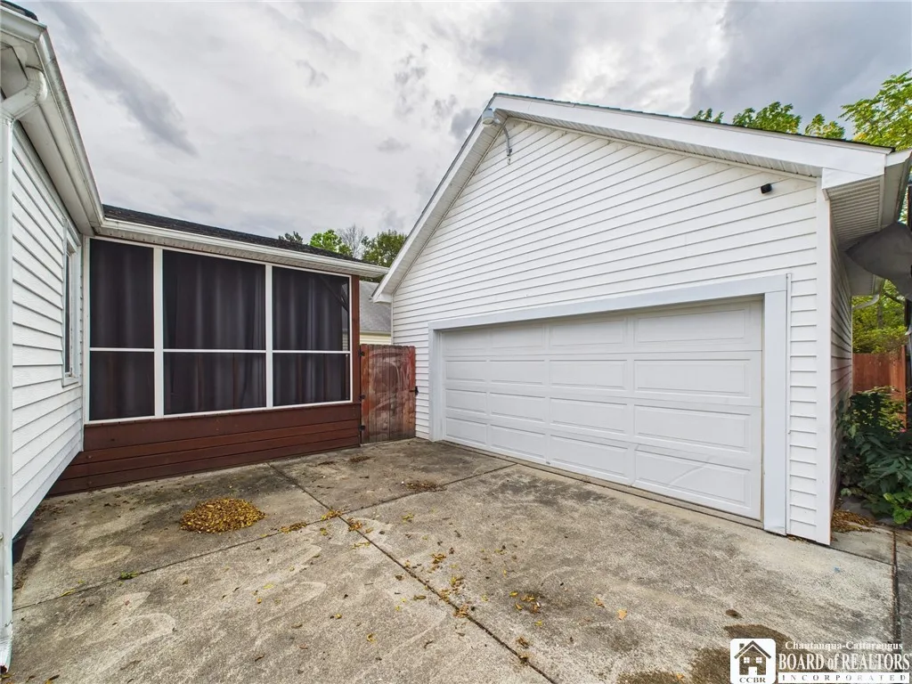 106 South 14th Street, Olean, New York 14760, Olean, New York 14760, 5 Bedrooms Bedrooms, 10 Rooms Rooms,2 BathroomsBathrooms,Residential,For Sale,106 South 14th Street, Olean, New York 14760,0,R1640653