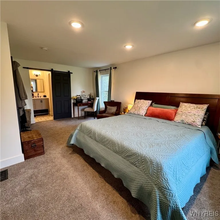 689 Paradise Road, Amherst, New York 14051, Amherst, New York 14051, 4 Bedrooms Bedrooms, 6 Rooms Rooms,2 BathroomsBathrooms,Residential,For Sale,689 Paradise Road, Amherst, New York 14051,0,B1640665