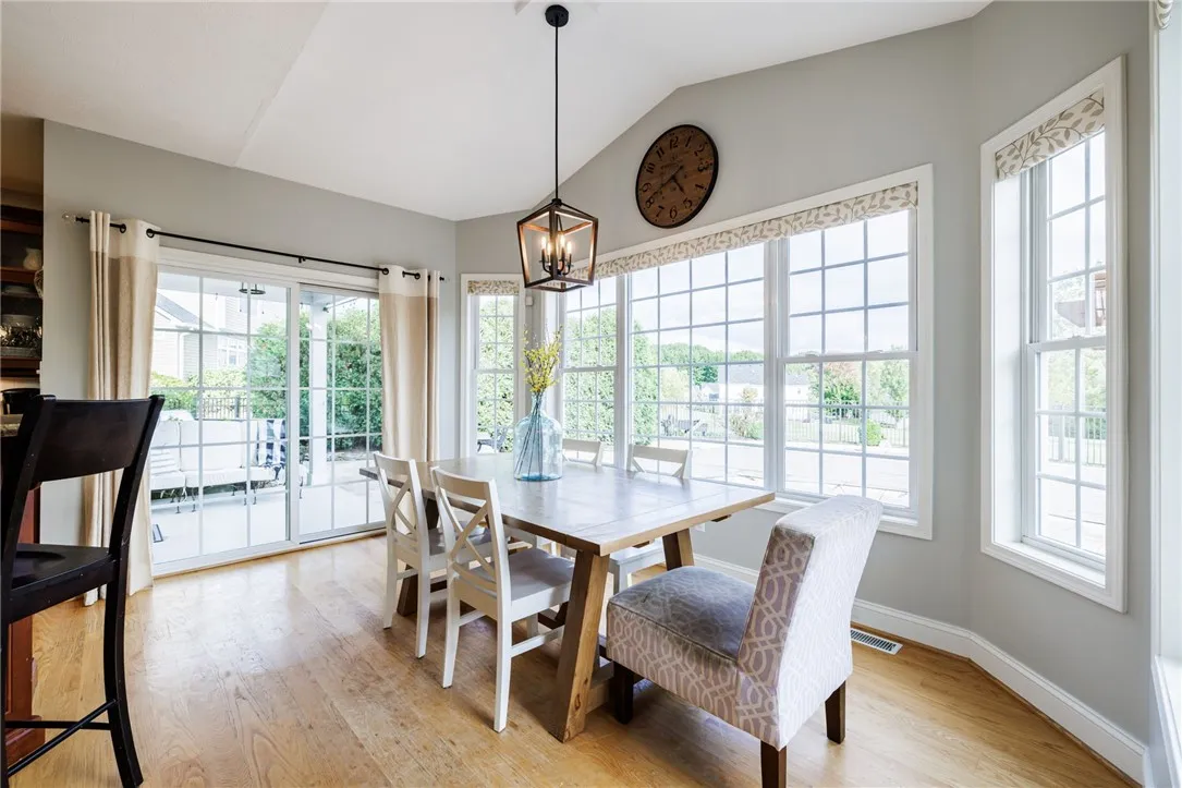 6673 Saint Johns Parkway, Victor, New York 14564, Victor, New York 14564, 5 Bedrooms Bedrooms, 9 Rooms Rooms,3 BathroomsBathrooms,Residential,Closed,6673 Saint Johns Parkway, Victor, New York 14564,0,R1635268