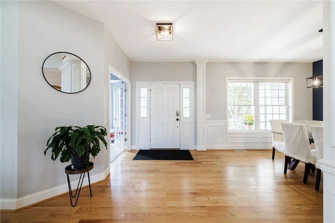 6673 Saint Johns Parkway, Victor, New York 14564, Victor, New York 14564, 5 Bedrooms Bedrooms, 9 Rooms Rooms,3 BathroomsBathrooms,Residential,Closed,6673 Saint Johns Parkway, Victor, New York 14564,0,R1635268