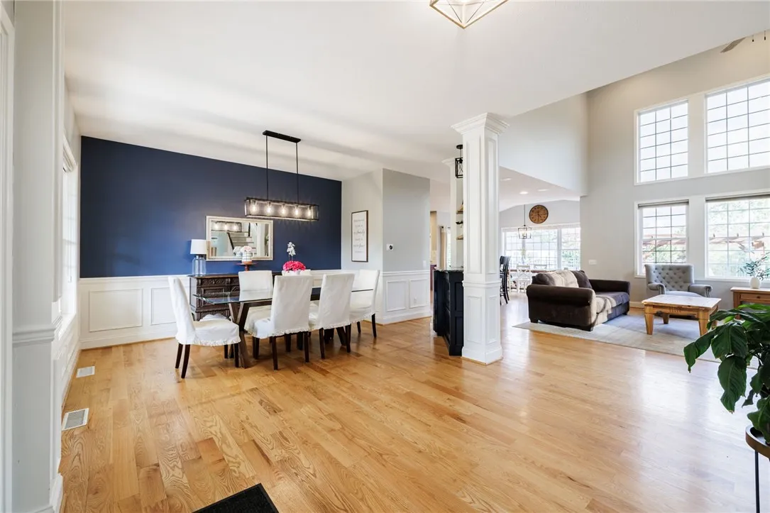 6673 Saint Johns Parkway, Victor, New York 14564, Victor, New York 14564, 5 Bedrooms Bedrooms, 9 Rooms Rooms,3 BathroomsBathrooms,Residential,Closed,6673 Saint Johns Parkway, Victor, New York 14564,0,R1635268