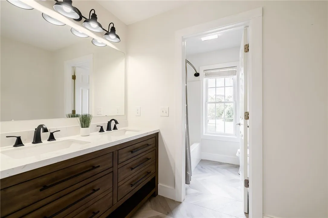 6673 Saint Johns Parkway, Victor, New York 14564, Victor, New York 14564, 5 Bedrooms Bedrooms, 9 Rooms Rooms,3 BathroomsBathrooms,Residential,Closed,6673 Saint Johns Parkway, Victor, New York 14564,0,R1635268