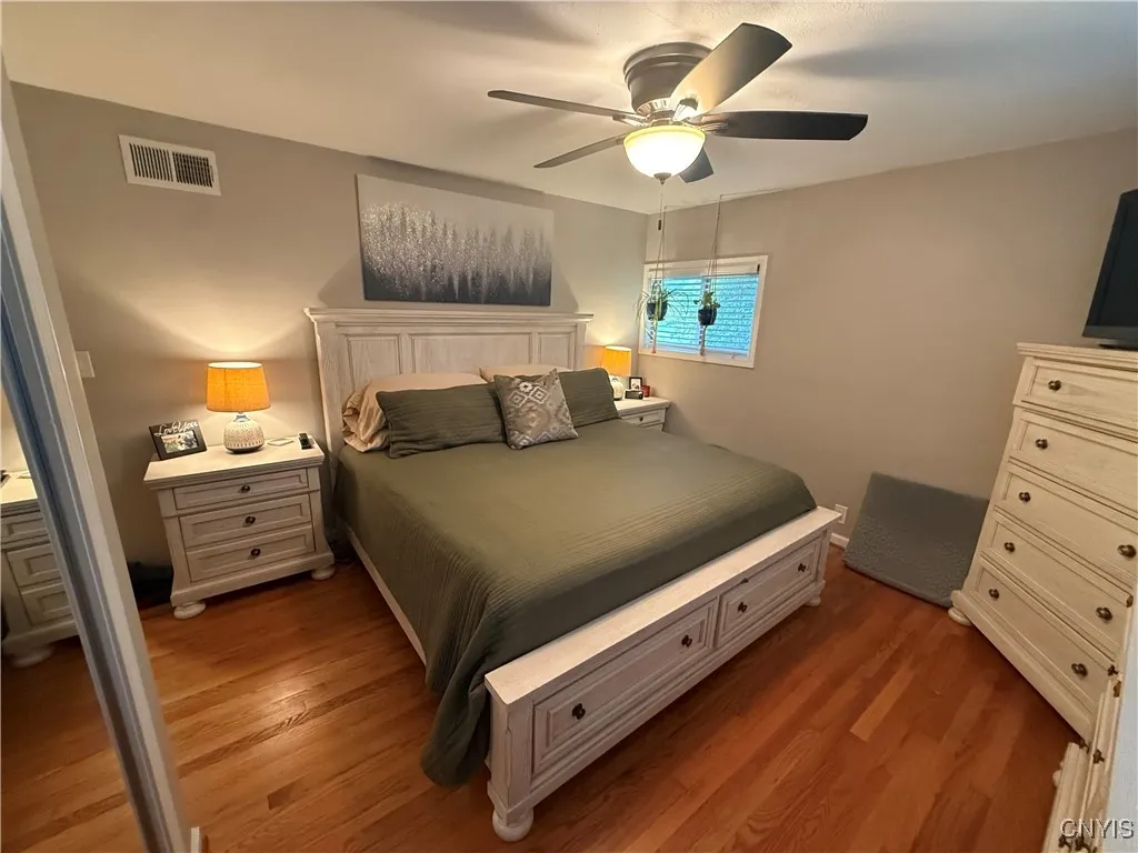 3 Farview Cir, Camillus, New York 13031, Camillus, New York 13031, 2 Bedrooms Bedrooms, 4 Rooms Rooms,1 BathroomBathrooms,Residential,Closed,3 Farview Cir, Camillus, New York 13031,0,S1640511