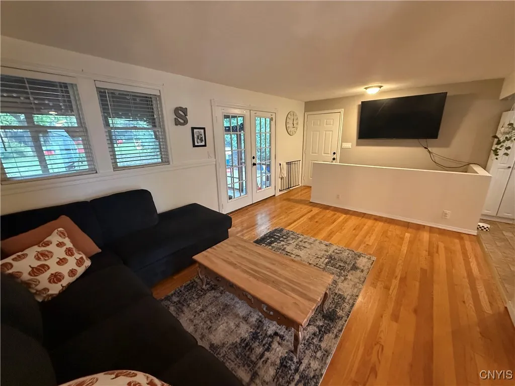 3 Farview Cir, Camillus, New York 13031, Camillus, New York 13031, 2 Bedrooms Bedrooms, 4 Rooms Rooms,1 BathroomBathrooms,Residential,Closed,3 Farview Cir, Camillus, New York 13031,0,S1640511