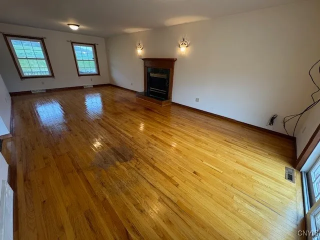 1391 Middle Road, Oneida, New York 13421, Oneida, New York 13421, 4 Bedrooms Bedrooms, 8 Rooms Rooms,2 BathroomsBathrooms,Residential,For Sale,1391 Middle Road, Oneida, New York 13421,0,S1633878