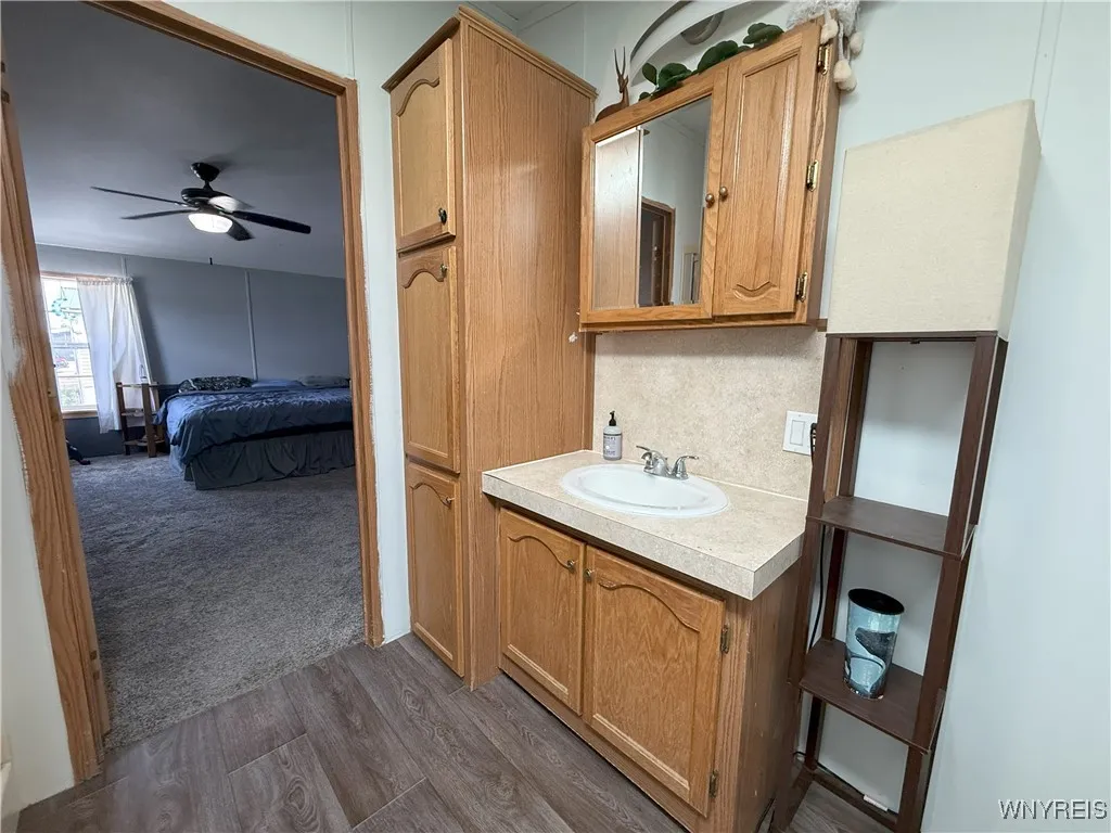 1306 Duchess Lane, Alden, New York 14004, Alden, New York 14004, 3 Bedrooms Bedrooms, 7 Rooms Rooms,2 BathroomsBathrooms,Residential,For Sale,1306 Duchess Lane, Alden, New York 14004,0,B1640755