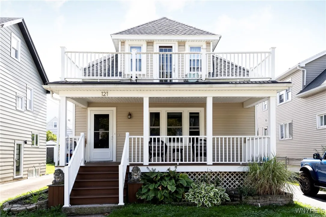 121 Hartwell Road, Buffalo, New York 14216, Buffalo, New York 14216, 4 Bedrooms Bedrooms, ,2 BathroomsBathrooms,Residential,Closed,121 Hartwell Road, Buffalo, New York 14216,0,B1640203