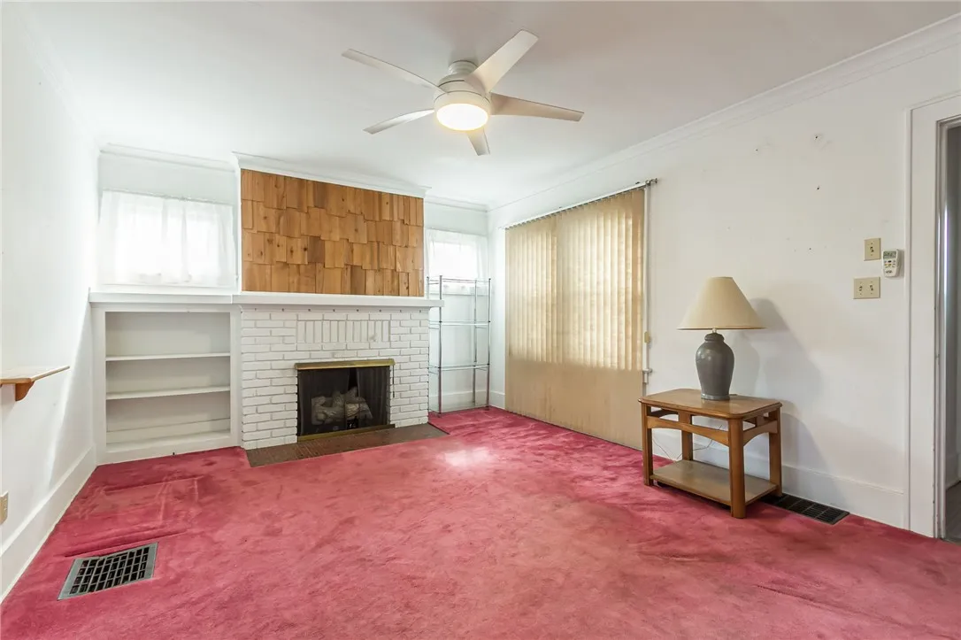 321 Crestwood Boulevard, Gates, New York 14624, Gates, New York 14624, 4 Bedrooms Bedrooms, 5 Rooms Rooms,1 BathroomBathrooms,Residential,Closed,321 Crestwood Boulevard, Gates, New York 14624,0,R1640702