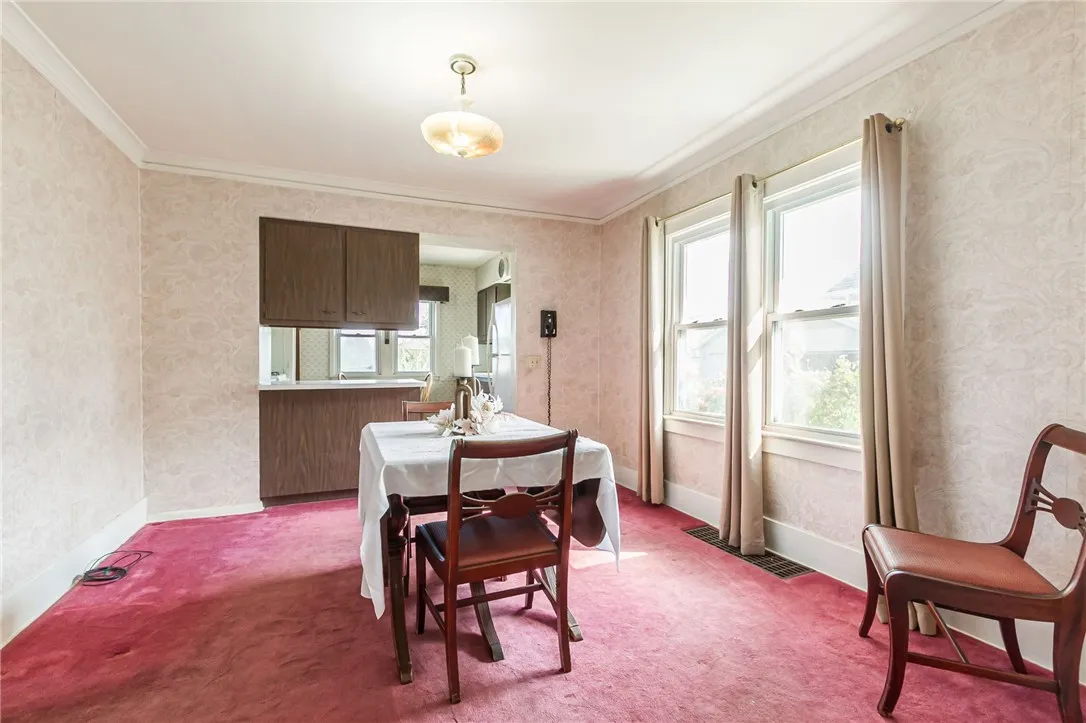 321 Crestwood Boulevard, Gates, New York 14624, Gates, New York 14624, 4 Bedrooms Bedrooms, 5 Rooms Rooms,1 BathroomBathrooms,Residential,Closed,321 Crestwood Boulevard, Gates, New York 14624,0,R1640702