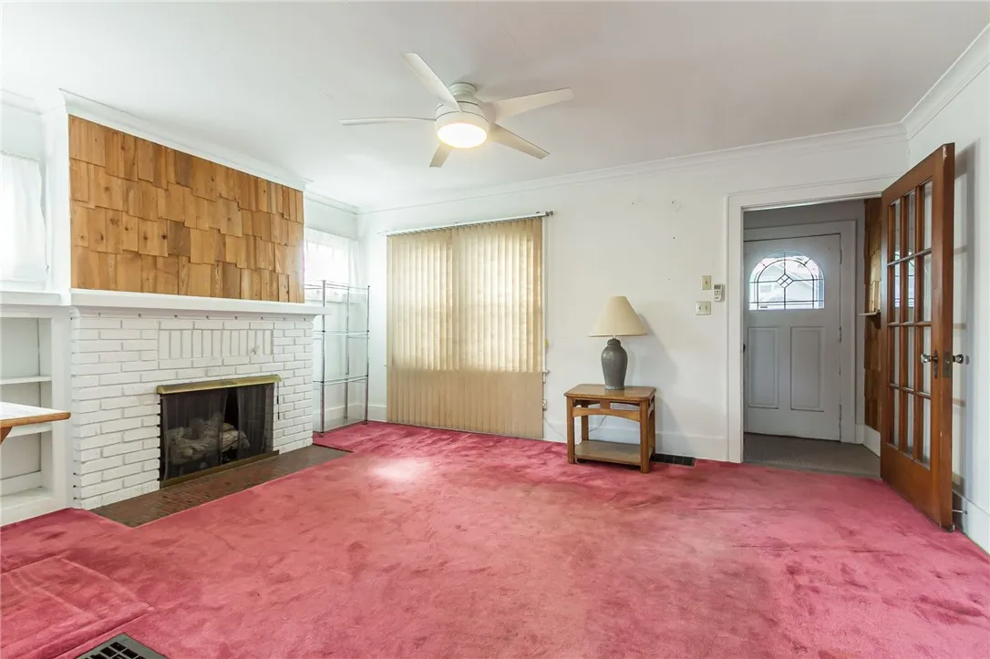 321 Crestwood Boulevard, Gates, New York 14624, Gates, New York 14624, 4 Bedrooms Bedrooms, 5 Rooms Rooms,1 BathroomBathrooms,Residential,Closed,321 Crestwood Boulevard, Gates, New York 14624,0,R1640702