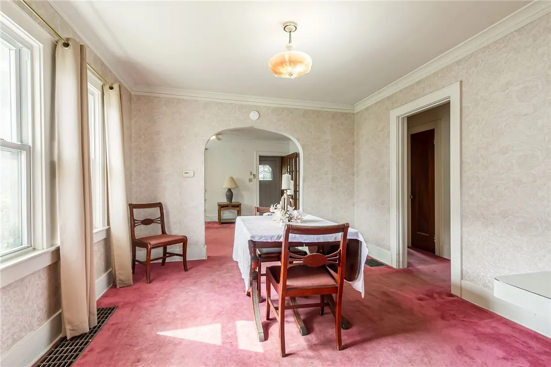 321 Crestwood Boulevard, Gates, New York 14624, Gates, New York 14624, 4 Bedrooms Bedrooms, 5 Rooms Rooms,1 BathroomBathrooms,Residential,Closed,321 Crestwood Boulevard, Gates, New York 14624,0,R1640702