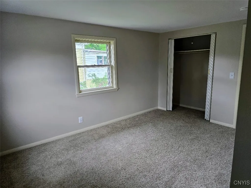 11 Seneca Ave 2nd Floor, Vernon, New York 13421, Vernon, New York 13421, 2 Bedrooms Bedrooms, 5 Rooms Rooms,1 BathroomBathrooms,Residential Lease,Closed,11 Seneca Ave 2nd Floor, Vernon, New York 13421,0,S1640733