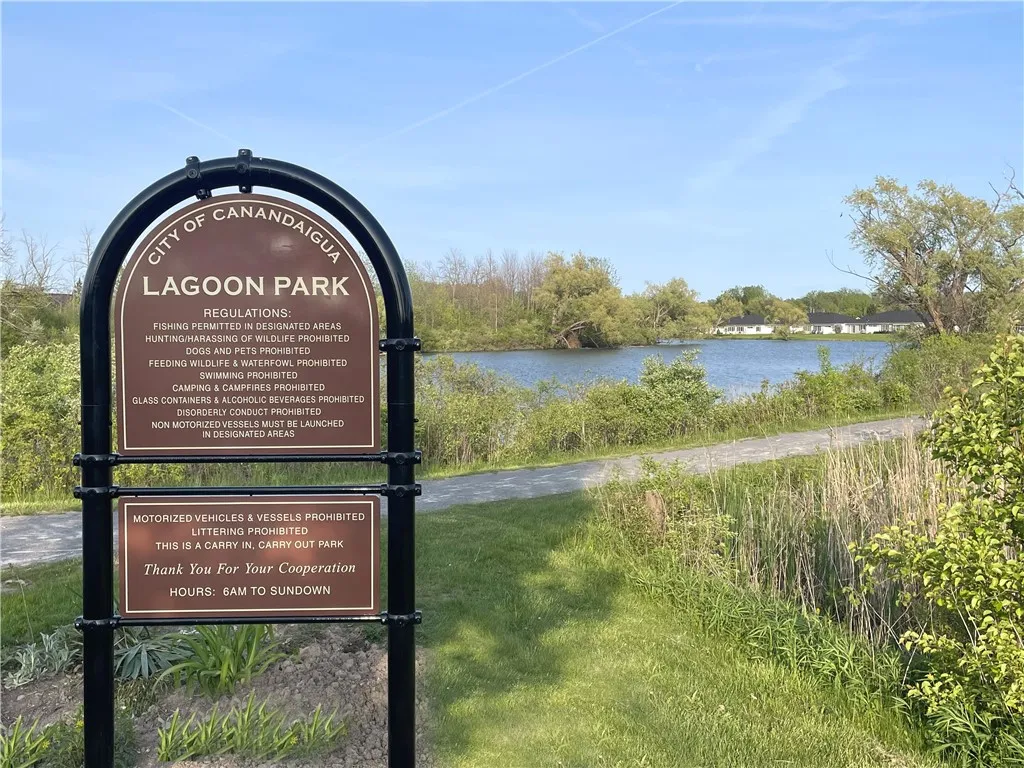 241 Roseland Ln, Canandaigua City, New York 14424, Canandaigua City, New York 14424, 4 Bedrooms Bedrooms, 7 Rooms Rooms,3 BathroomsBathrooms,Residential,Closed,241 Roseland Ln, Canandaigua City, New York 14424,0,R1640502
