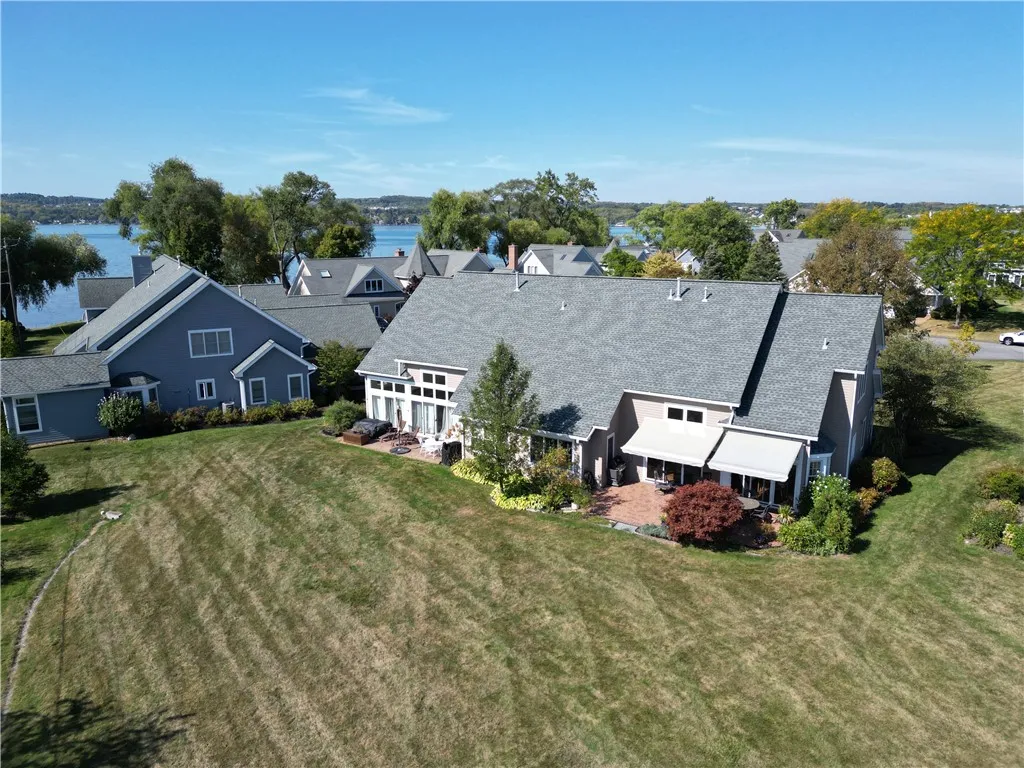 241 Roseland Ln, Canandaigua City, New York 14424, Canandaigua City, New York 14424, 4 Bedrooms Bedrooms, 7 Rooms Rooms,3 BathroomsBathrooms,Residential,Closed,241 Roseland Ln, Canandaigua City, New York 14424,0,R1640502