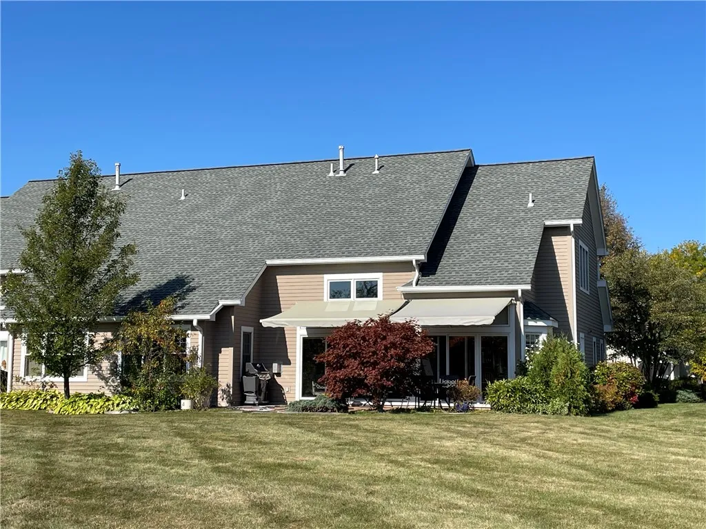 241 Roseland Ln, Canandaigua City, New York 14424, Canandaigua City, New York 14424, 4 Bedrooms Bedrooms, 7 Rooms Rooms,3 BathroomsBathrooms,Residential,Closed,241 Roseland Ln, Canandaigua City, New York 14424,0,R1640502