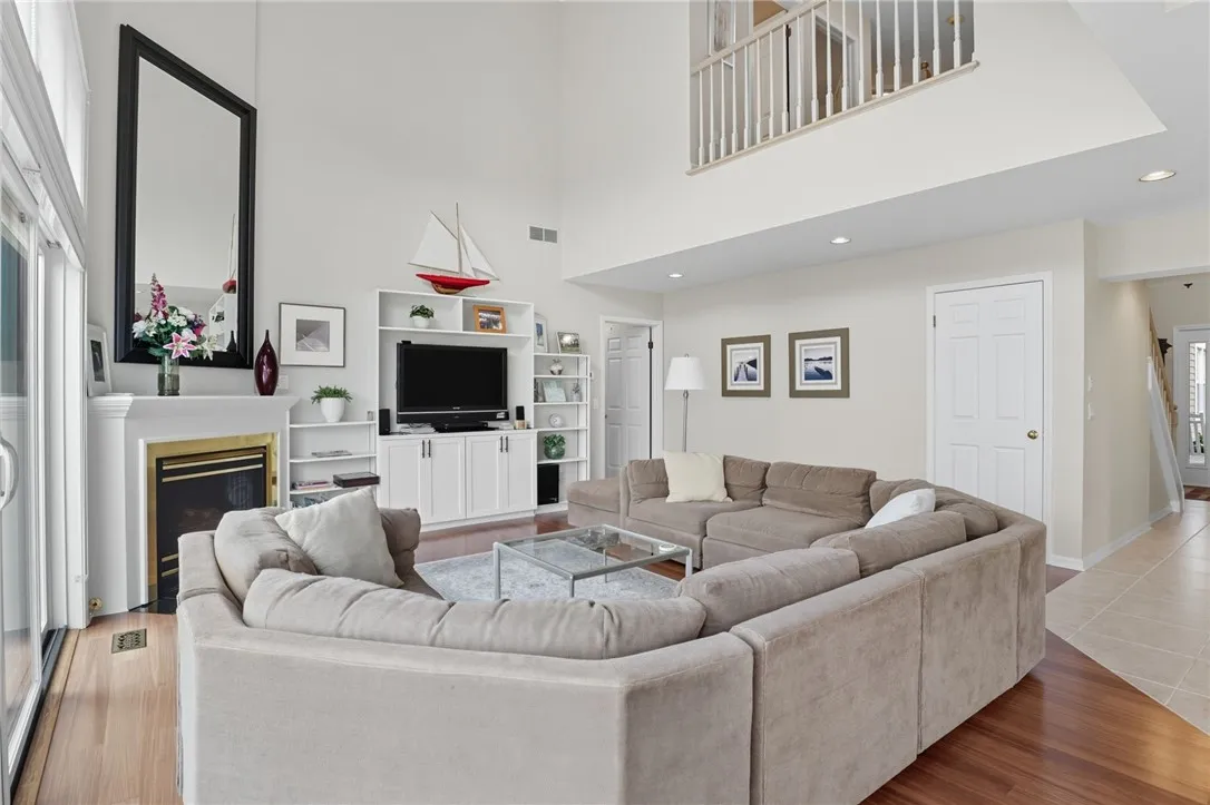 241 Roseland Ln, Canandaigua City, New York 14424, Canandaigua City, New York 14424, 4 Bedrooms Bedrooms, 7 Rooms Rooms,3 BathroomsBathrooms,Residential,Closed,241 Roseland Ln, Canandaigua City, New York 14424,0,R1640502