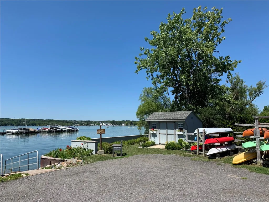 241 Roseland Ln, Canandaigua City, New York 14424, Canandaigua City, New York 14424, 4 Bedrooms Bedrooms, 7 Rooms Rooms,3 BathroomsBathrooms,Residential,Closed,241 Roseland Ln, Canandaigua City, New York 14424,0,R1640502