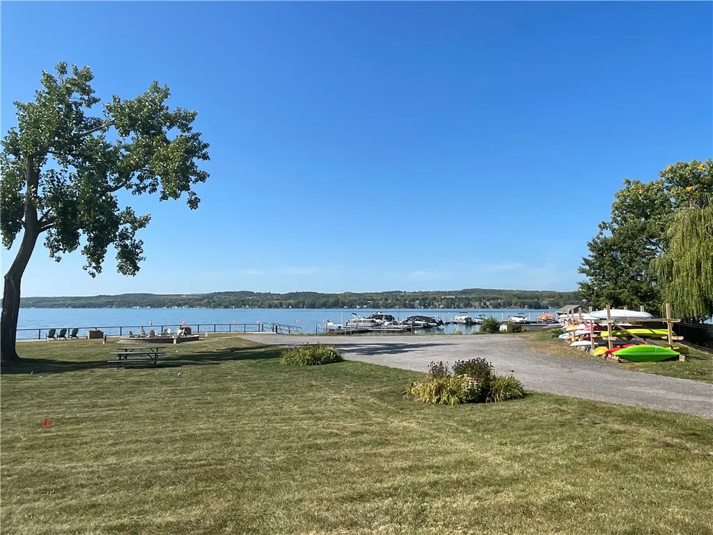 241 Roseland Ln, Canandaigua City, New York 14424, Canandaigua City, New York 14424, 4 Bedrooms Bedrooms, 7 Rooms Rooms,3 BathroomsBathrooms,Residential,Closed,241 Roseland Ln, Canandaigua City, New York 14424,0,R1640502