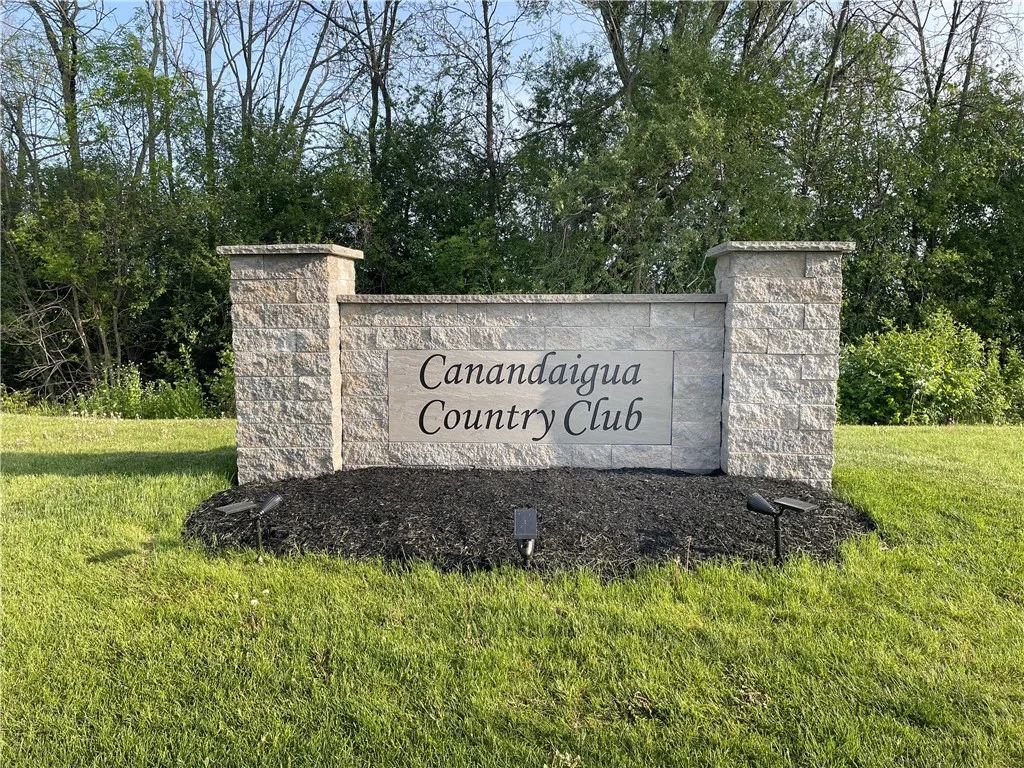 241 Roseland Ln, Canandaigua City, New York 14424, Canandaigua City, New York 14424, 4 Bedrooms Bedrooms, 7 Rooms Rooms,3 BathroomsBathrooms,Residential,Closed,241 Roseland Ln, Canandaigua City, New York 14424,0,R1640502
