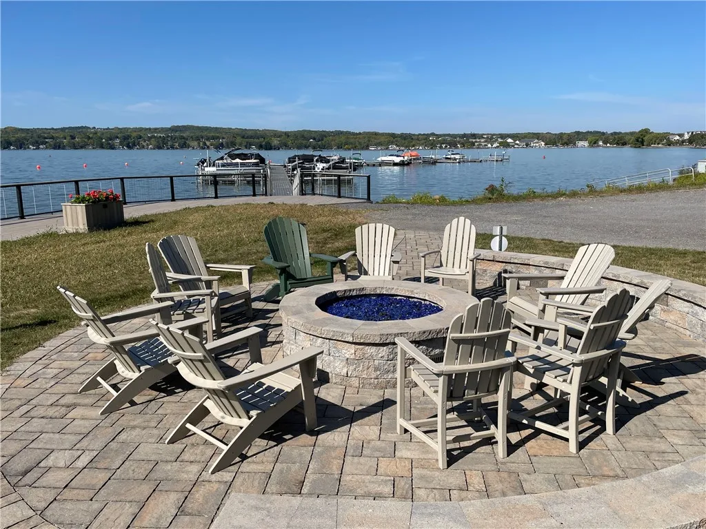 241 Roseland Ln, Canandaigua City, New York 14424, Canandaigua City, New York 14424, 4 Bedrooms Bedrooms, 7 Rooms Rooms,3 BathroomsBathrooms,Residential,Closed,241 Roseland Ln, Canandaigua City, New York 14424,0,R1640502