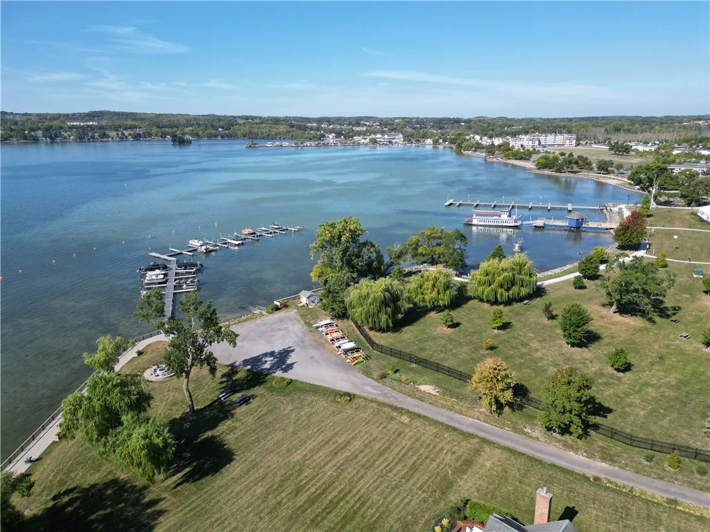 241 Roseland Ln, Canandaigua City, New York 14424, Canandaigua City, New York 14424, 4 Bedrooms Bedrooms, 7 Rooms Rooms,3 BathroomsBathrooms,Residential,Closed,241 Roseland Ln, Canandaigua City, New York 14424,0,R1640502