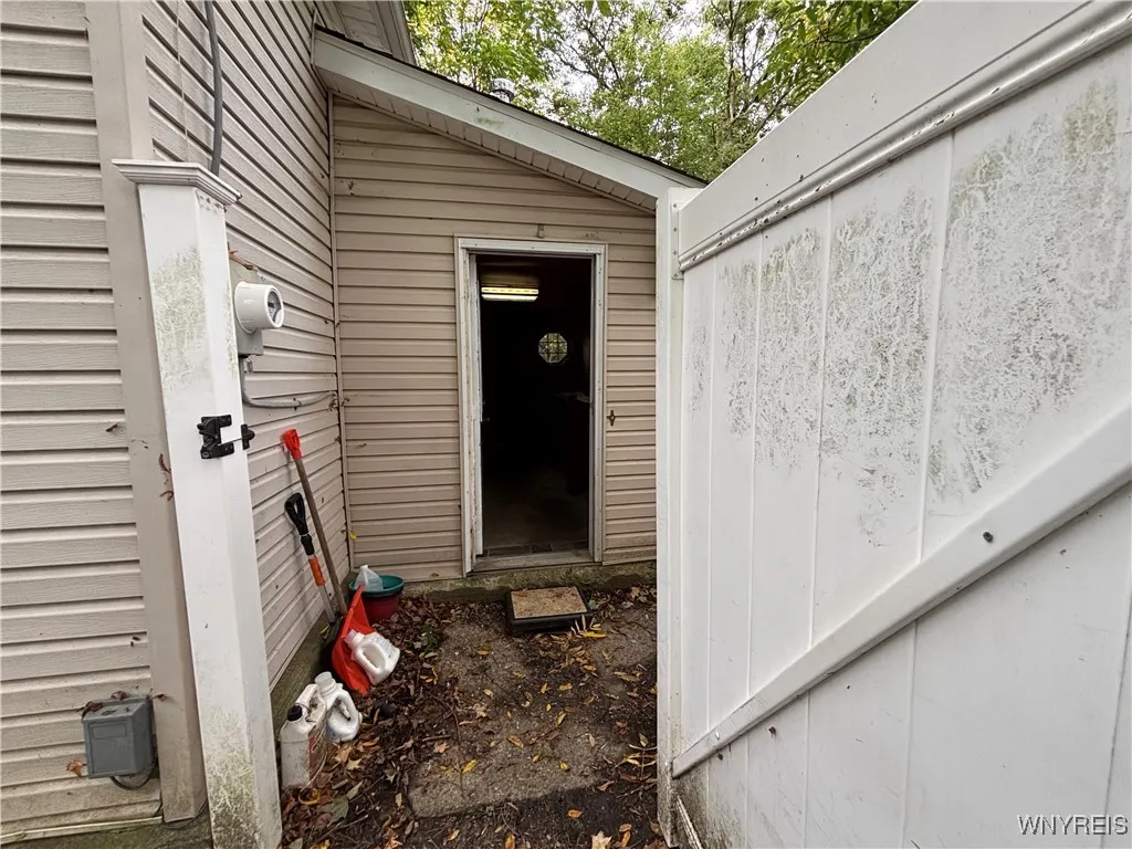 799 Main Street, West Seneca, New York 14224, West Seneca, New York 14224, 2 Bedrooms Bedrooms, 5 Rooms Rooms,1 BathroomBathrooms,Residential,For Sale,799 Main Street, West Seneca, New York 14224,0,B1640801