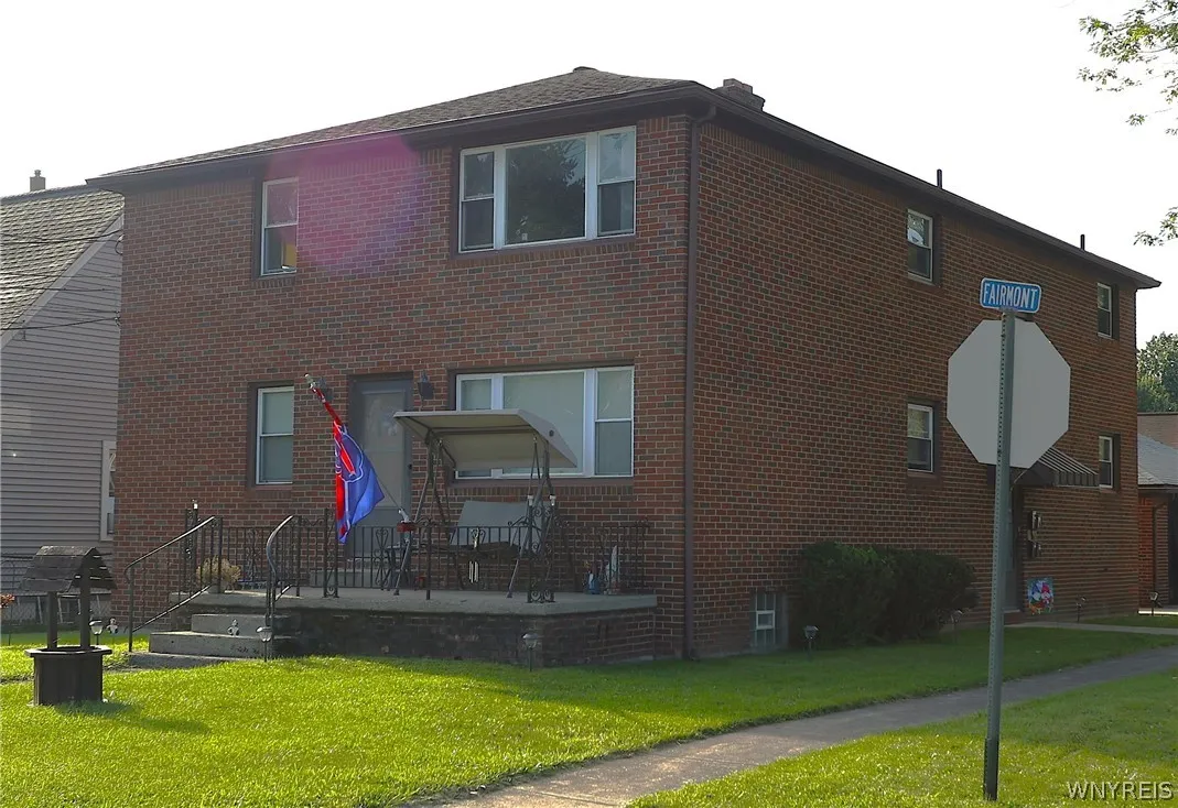 105 Fernald Avenue, West Seneca, New York 14218, West Seneca, New York 14218, 1 Bedroom Bedrooms, 3 Room Rooms,1 BathroomBathrooms,Residential Lease,Closed,105 Fernald Avenue, West Seneca, New York 14218,0,B1640621