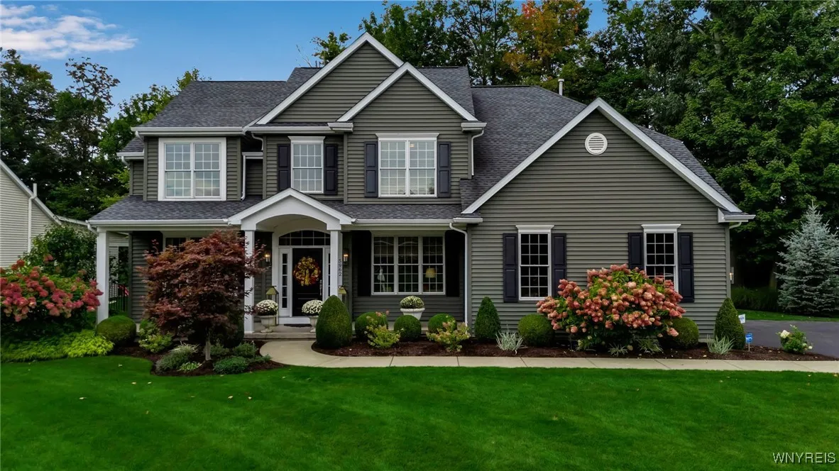 5962 Corinne Lane, Clarence, New York 14032, Clarence, New York 14032, 4 Bedrooms Bedrooms, 10 Rooms Rooms,2 BathroomsBathrooms,Residential,Closed,5962 Corinne Lane, Clarence, New York 14032,0,B1639495